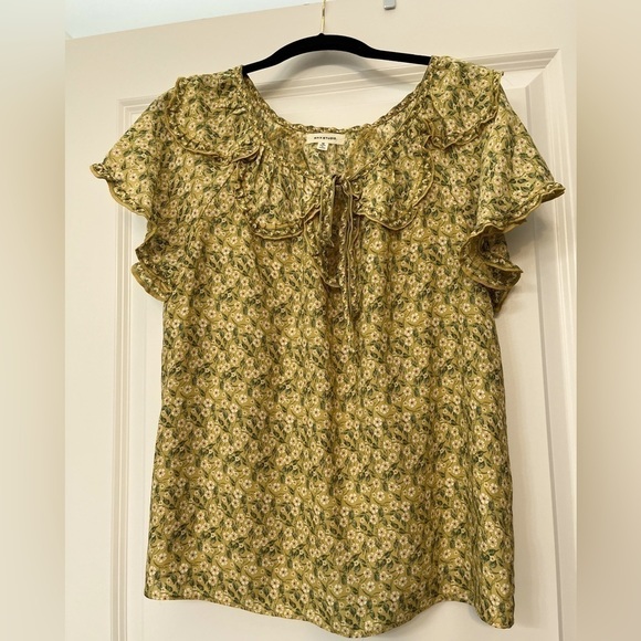 Max Studio Tops - Max studio tie front flutter sleeve top